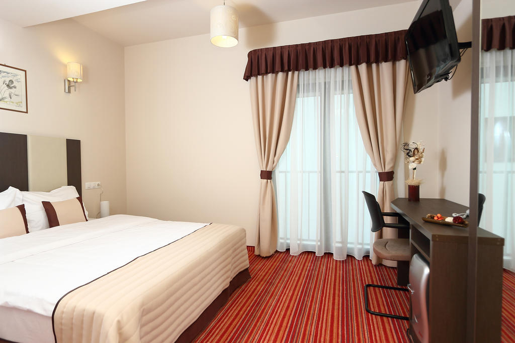 Pensiunea Bellagio Cluj-Napoca Exteriör bild